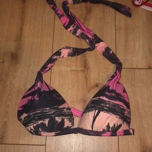 Triangle bikini